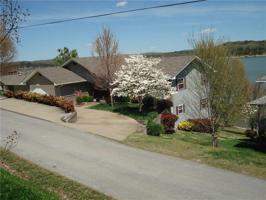 8092 Cedar  DR
