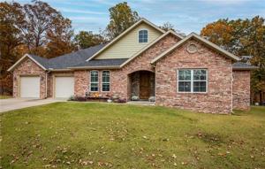 33 Leona Drive