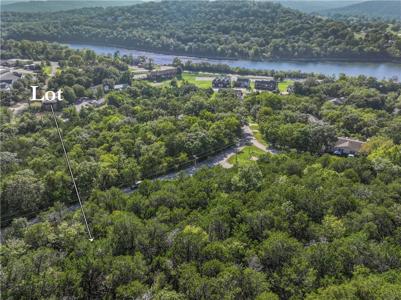 10 Lakeview Drive