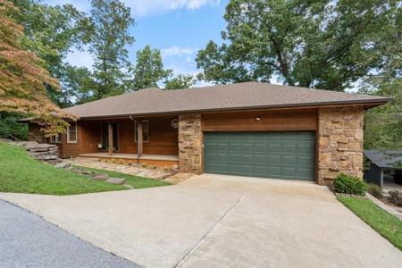 55 Lambeth Drive