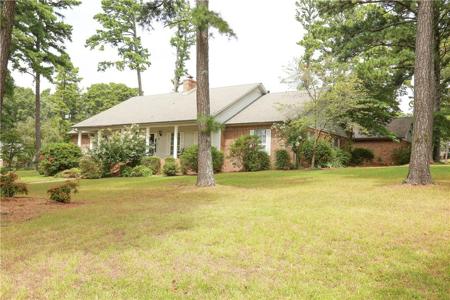 9 Rimrock Road