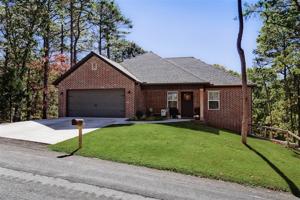 7 Tiverton Lane