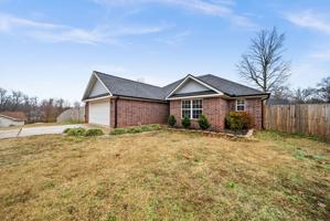 10496 Kays Lane