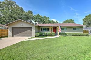 8620 S Lakeshore Drive
