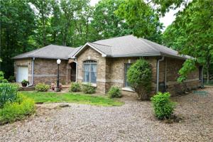 14 Lochgilphead Lane
