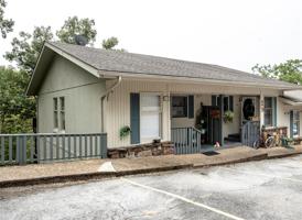 1 Davis Circle