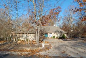 4 Dunsford Drive