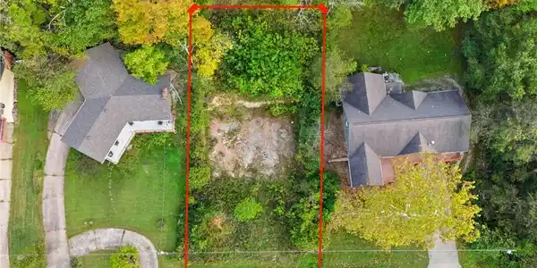 4 Windermere Lane