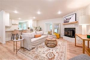 12 Kirkby Circle