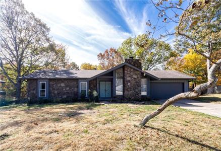 9349 Grimes Drive