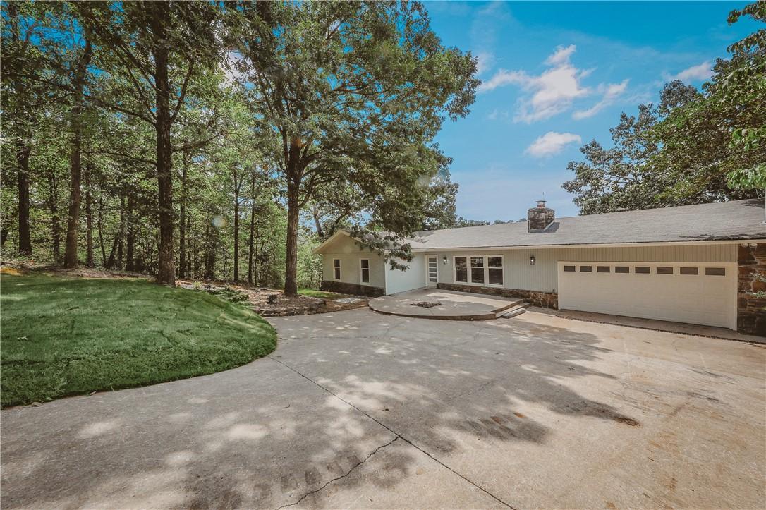 Image 4: Newly sodded yard. Terraced front yard.