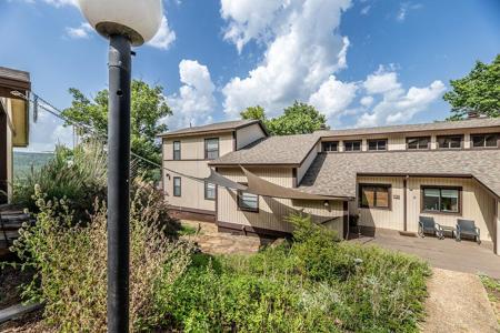 3 White Oak Lane