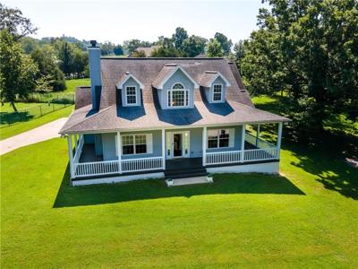 66 Lakeside Drive