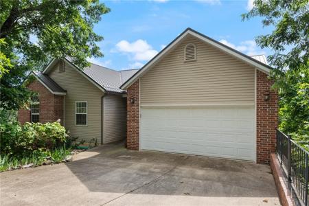 67 Leatherwood Drive