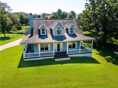 66 Lakeside Drive