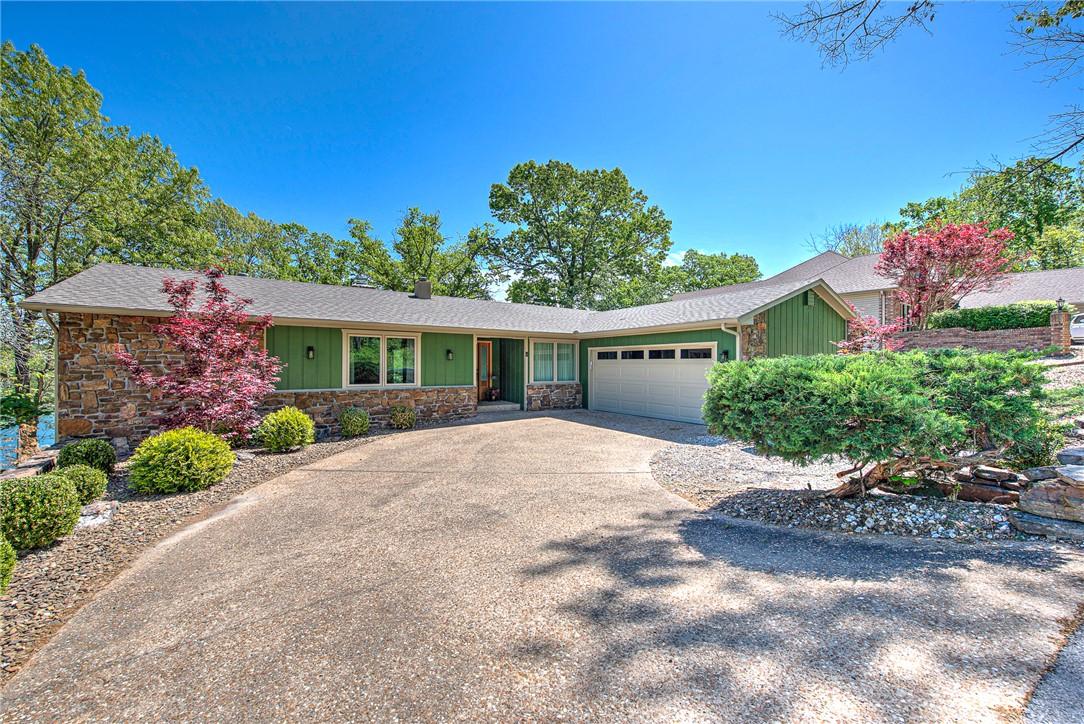 Image 3: Ranch-style residence with 2 car garage, level dri