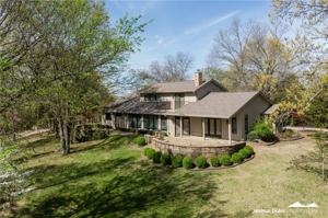 21521 Oak Leaf Drive