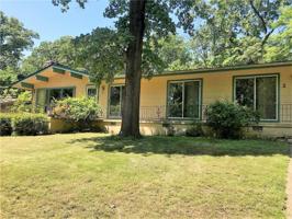 2 Bosworth Circle