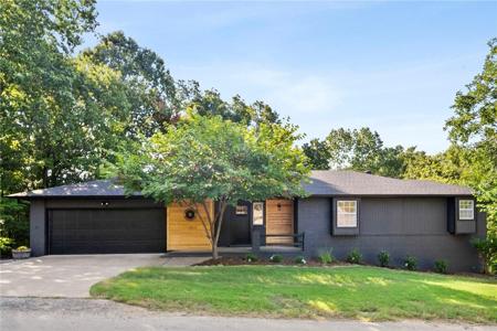 5 Dunvegan Lane