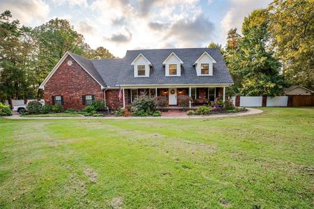 3310 Half Moon Lane