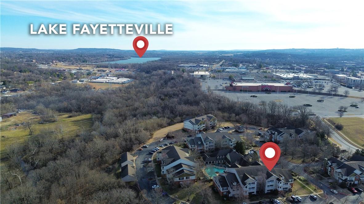 Image 3: Close proximity to NWA Mall, Lake Fayetteville,  W