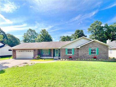 6 Hillcrest Drive