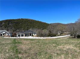 62 Lakeside Drive
