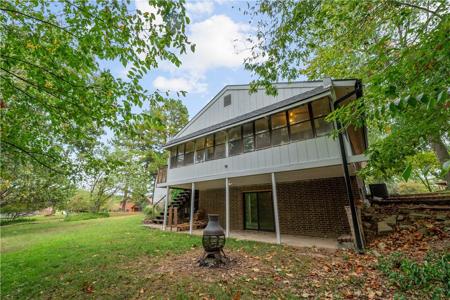 22593 Lakeview Road