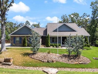 3 Carrick Circle