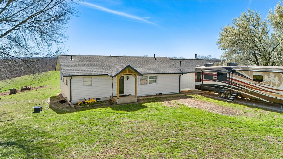 Image 4: View of front of house.