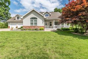 13 Hillcrest Drive