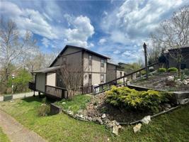 9 White Oak Drive