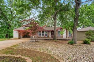 11 Brompton Drive