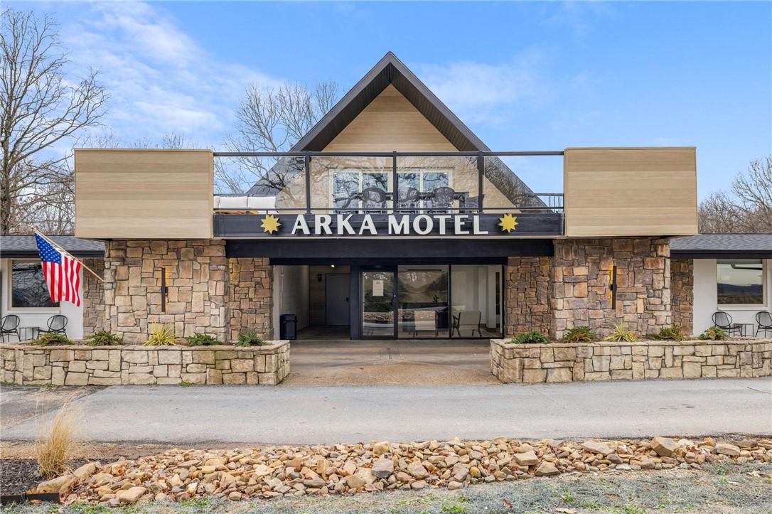 Image 1: Welcome to Arka Motel!