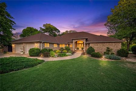 16 Ellwood Circle