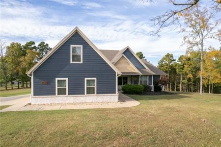 20324 Mockingbird Lane
