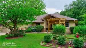 35 Churchill Drive