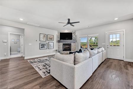 28 Copinsay Drive