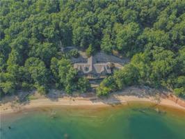 10380 Country  LN