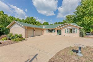 17 Skelton Drive
