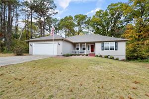 3 Crosshill Circle