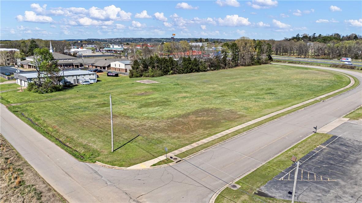 Image 3: Bird's eye view