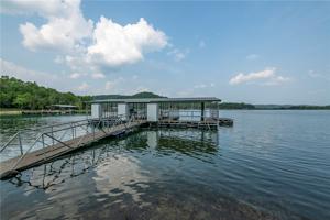 10961 & 10962 Lathams Landing Road