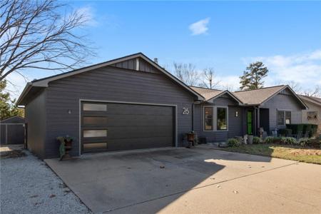 26 Indian Wells Drive