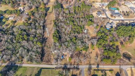 3302 Riverview Road