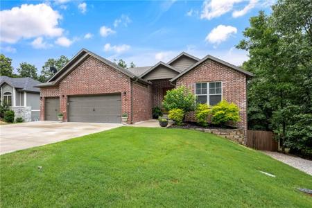 30 Brecknock Drive