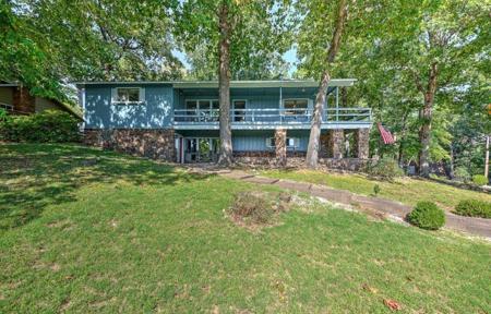 8616 White Oak Drive