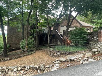 27 Leatherwood Drive