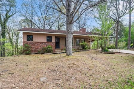6 Tibberton Circle Drive