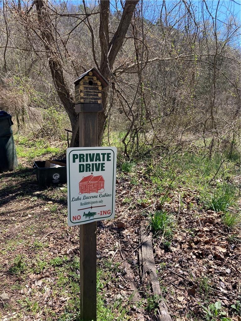 Image 3: Property to the Right of sign